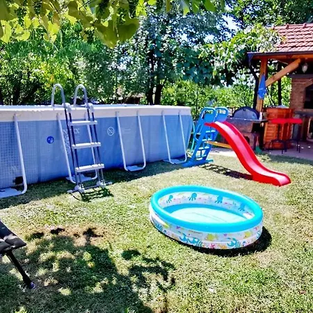 Weekend House